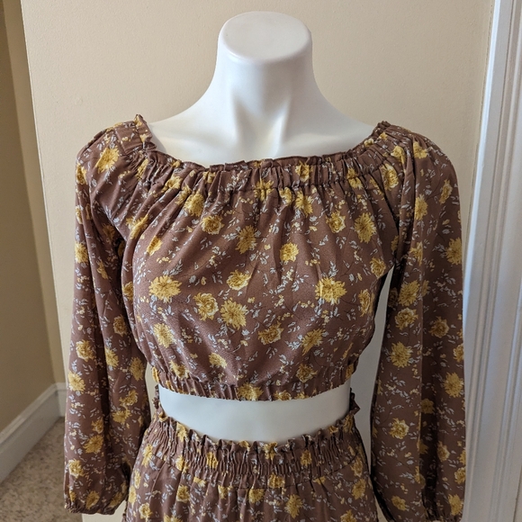Altra'd State brown with yellow floral print skirt and crop top set size XS - Picture 4 of 8